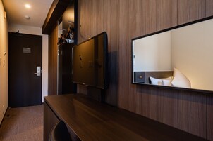 In-room safe, desk, laptop workspace, blackout drapes