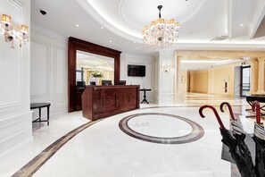 Lobby - Sberbank Corporate Center (Estosadok)