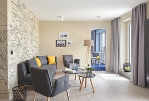 Suite (Perle - no sea view - also for family) | Hypo-allergenic bedding, in-room safe, soundproofing, free WiFi - Küstenperle Strandhotel & Spa (Büsum)