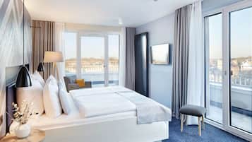 Comfort Double Room (Perle) | 1 bedroom, hypo-allergenic bedding, in-room safe, soundproofing