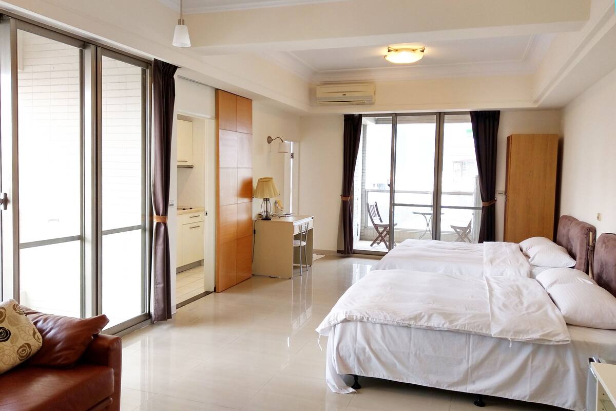 Blackout curtains, free WiFi, bed sheets