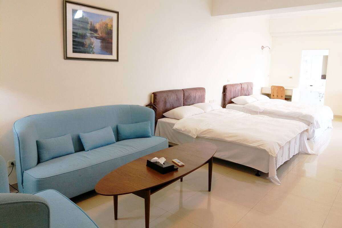 Blackout curtains, free WiFi, bed sheets