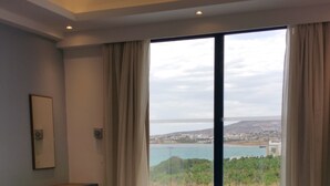 Suite, 1 soverom (Sea & Pool View) | Oppholdsrom