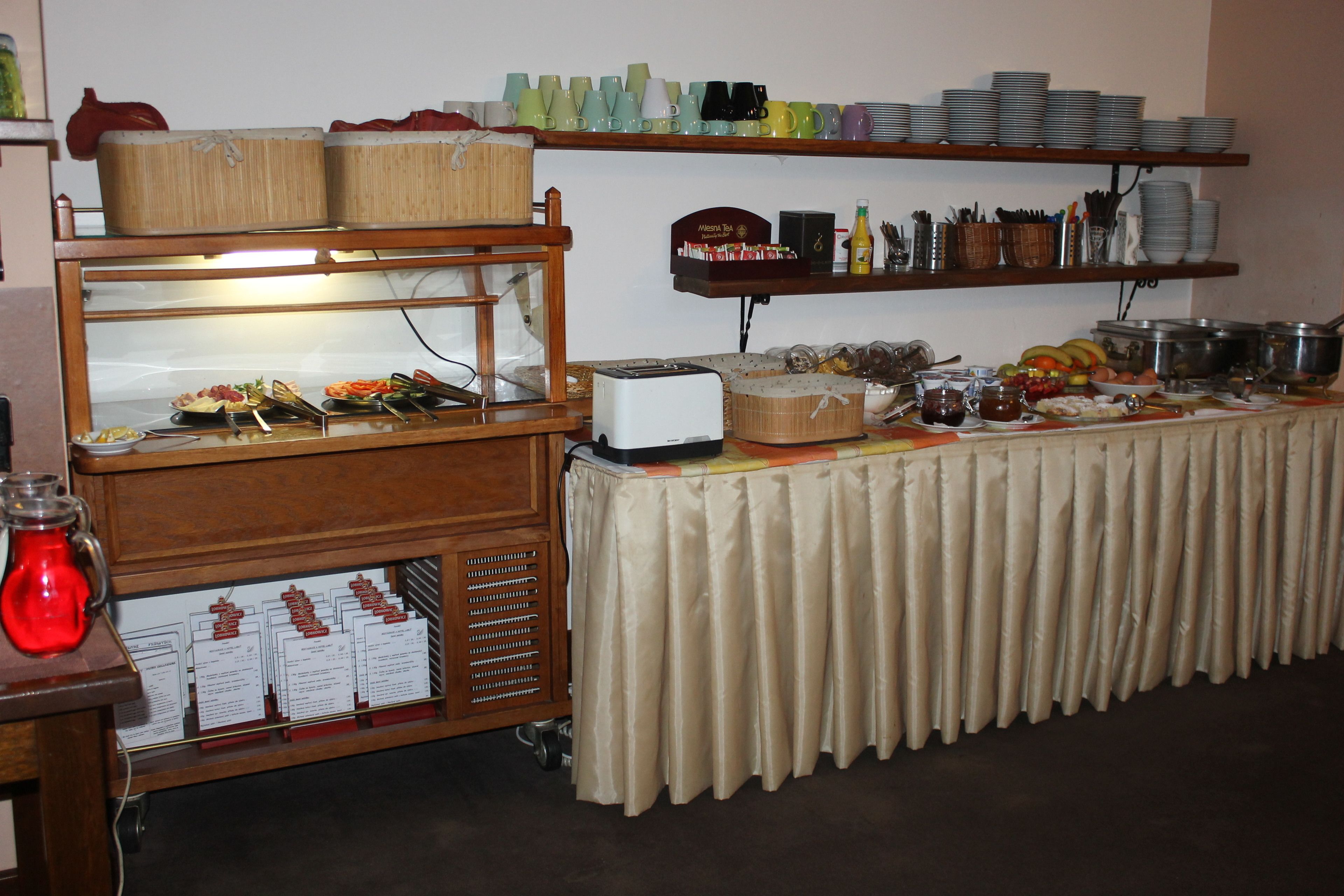 daily buffet breakfast (czk 108 per person)