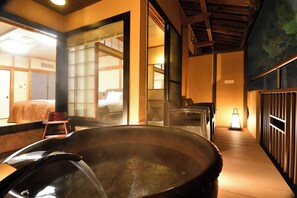 [Sora] Japanese Style Twin Bed Room Non Smoking with Private Open-Air Bath, Nagiwagyu Kaiseki Plan | Minibar, in-room safe, soundproofing, free WiFi