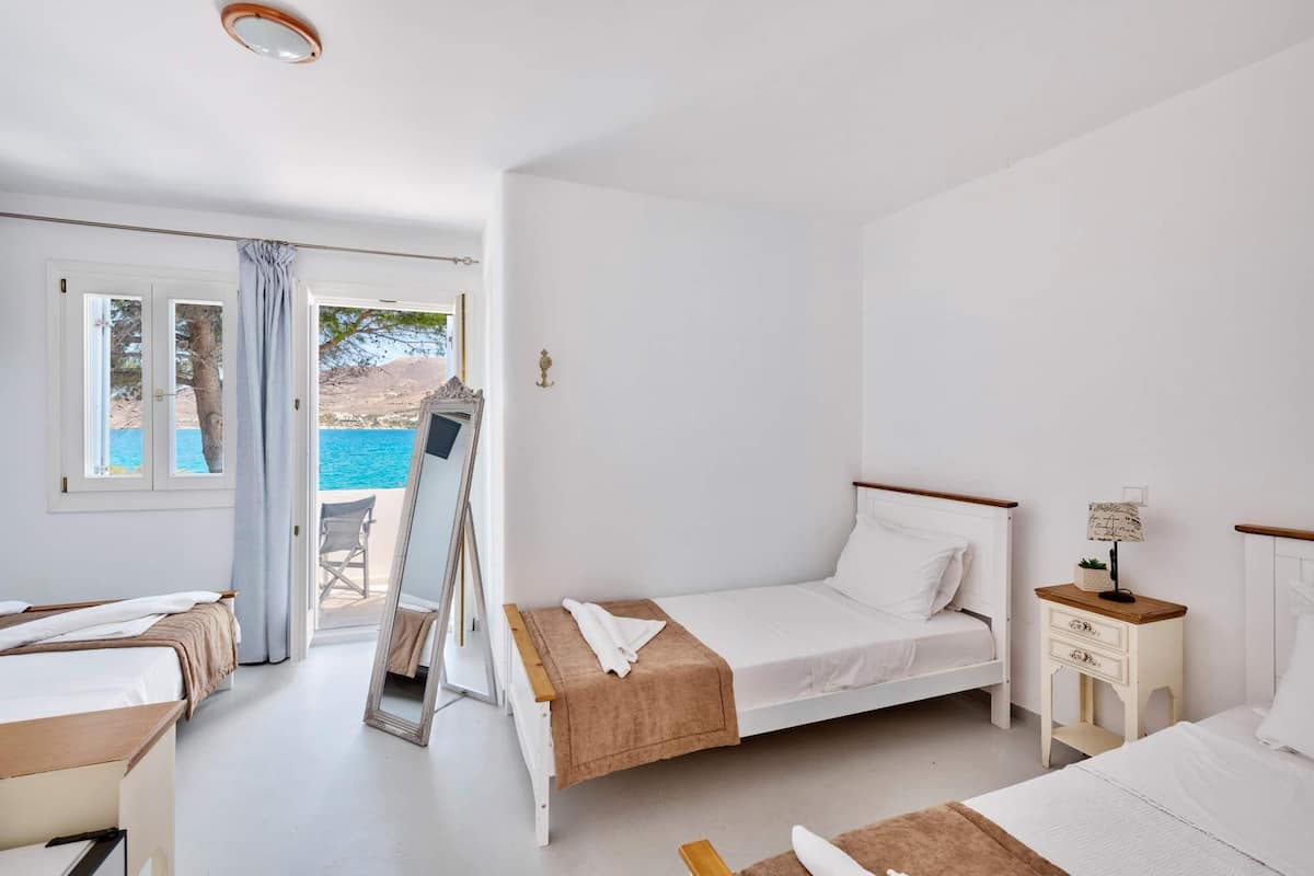 quadruple room, sea view | balcony