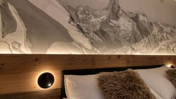 Appartamento Luxury, 3 camere da letto, accessibile ai disabili, lato giardino | 1 camera, biancheria da letto di alta qualità, una cassaforte in camera