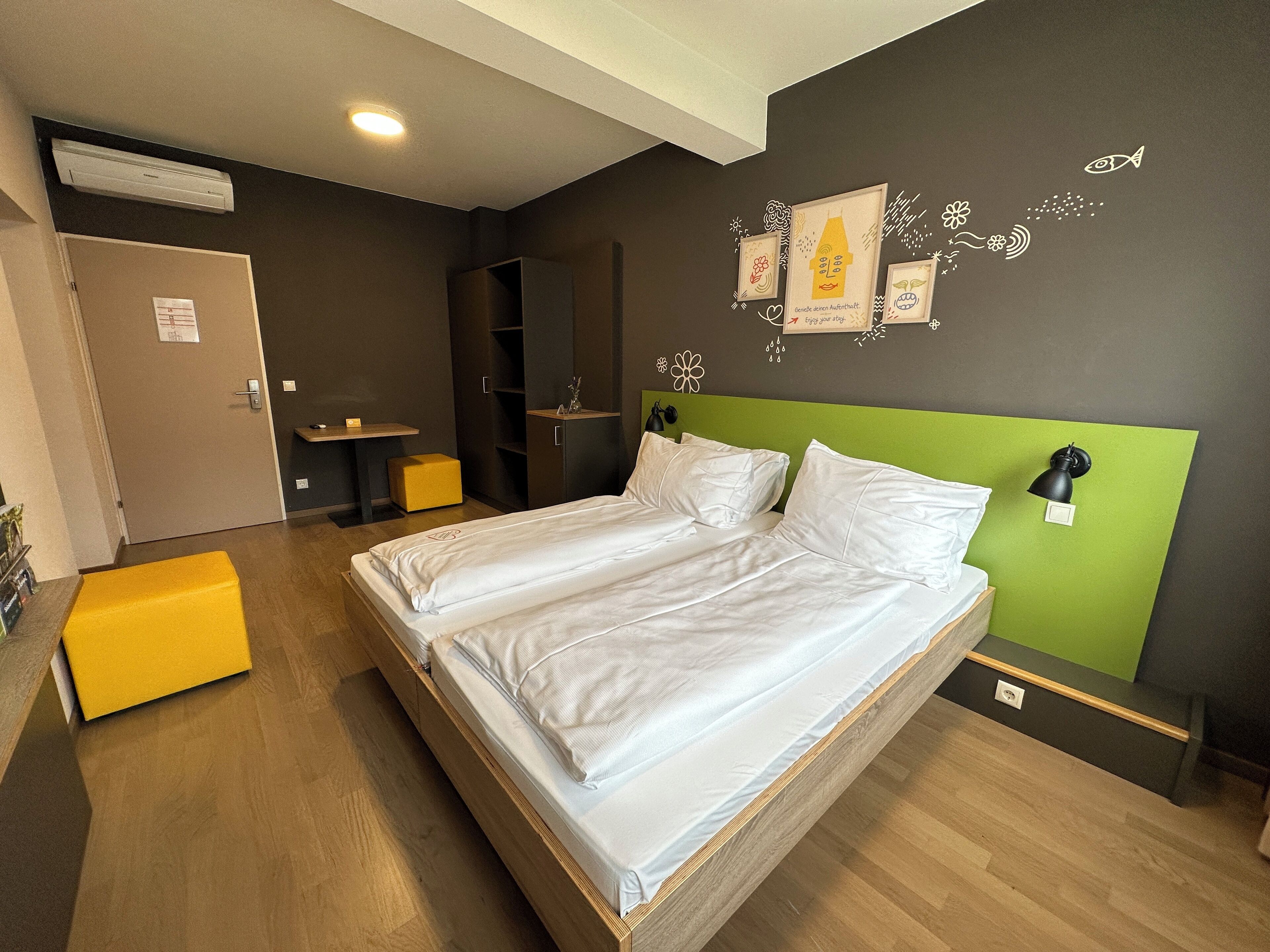 basic apartment, 2 bedrooms, non smoking (3 people) | hypo-allergenic bedding, in-room safe, desk, blackout curtains
