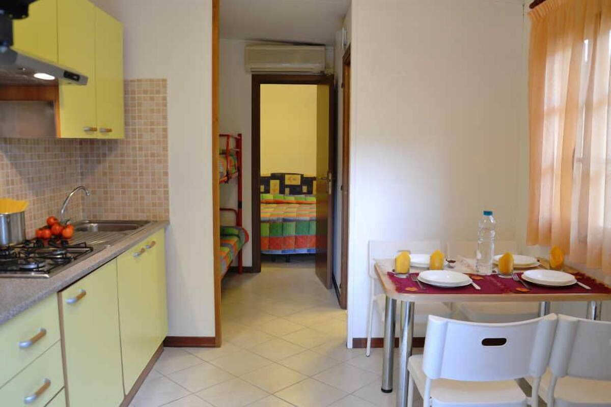 Classic Bungalow, 1 Bedroom | In-room dining