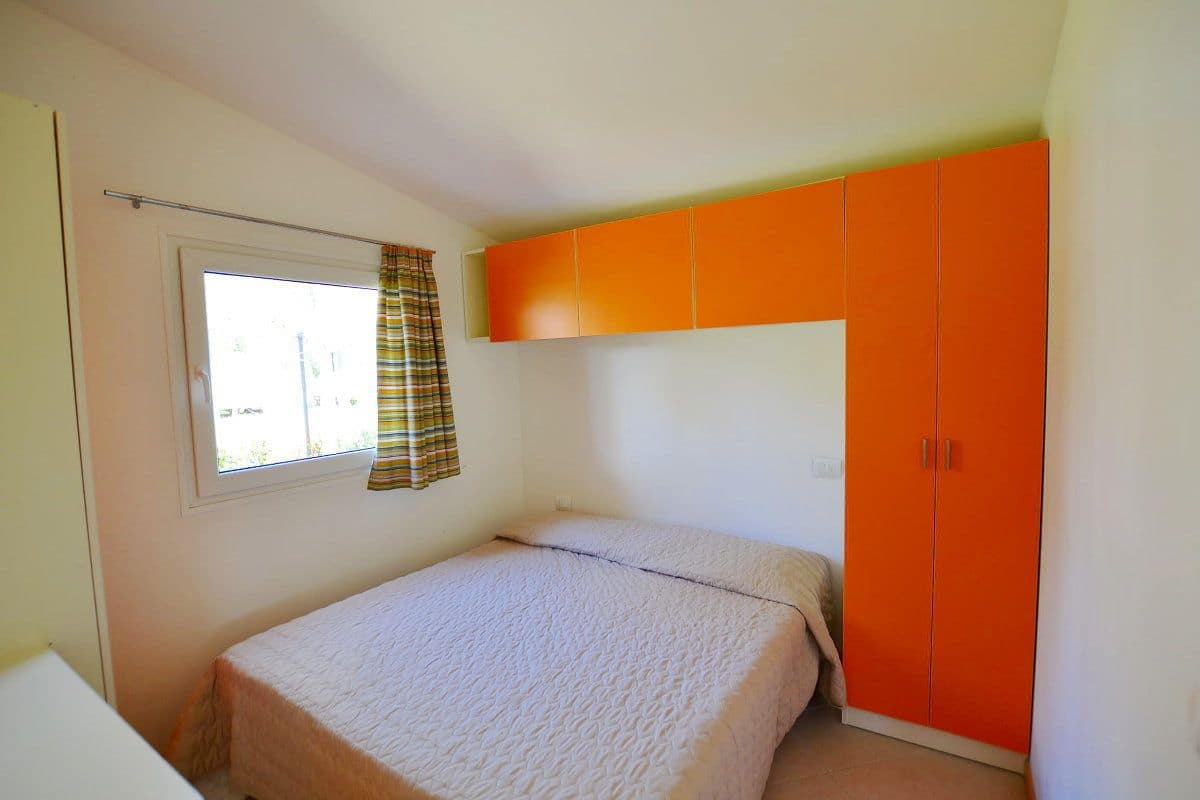 2 Schlafzimmer, Bügeleisen/Bügelbrett, Babybetten