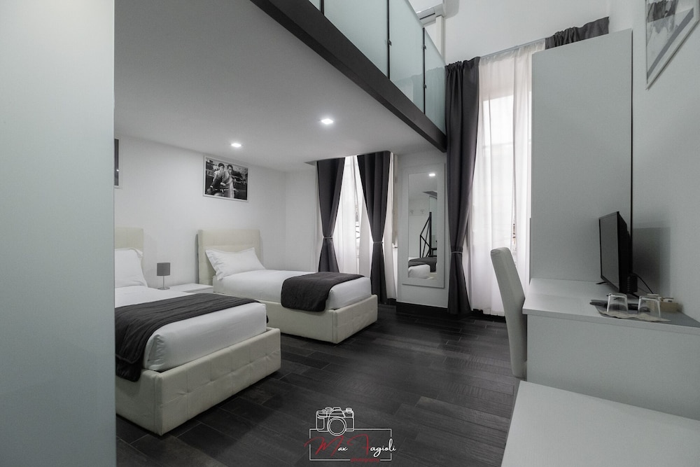Arch Rome SUITES photo 4