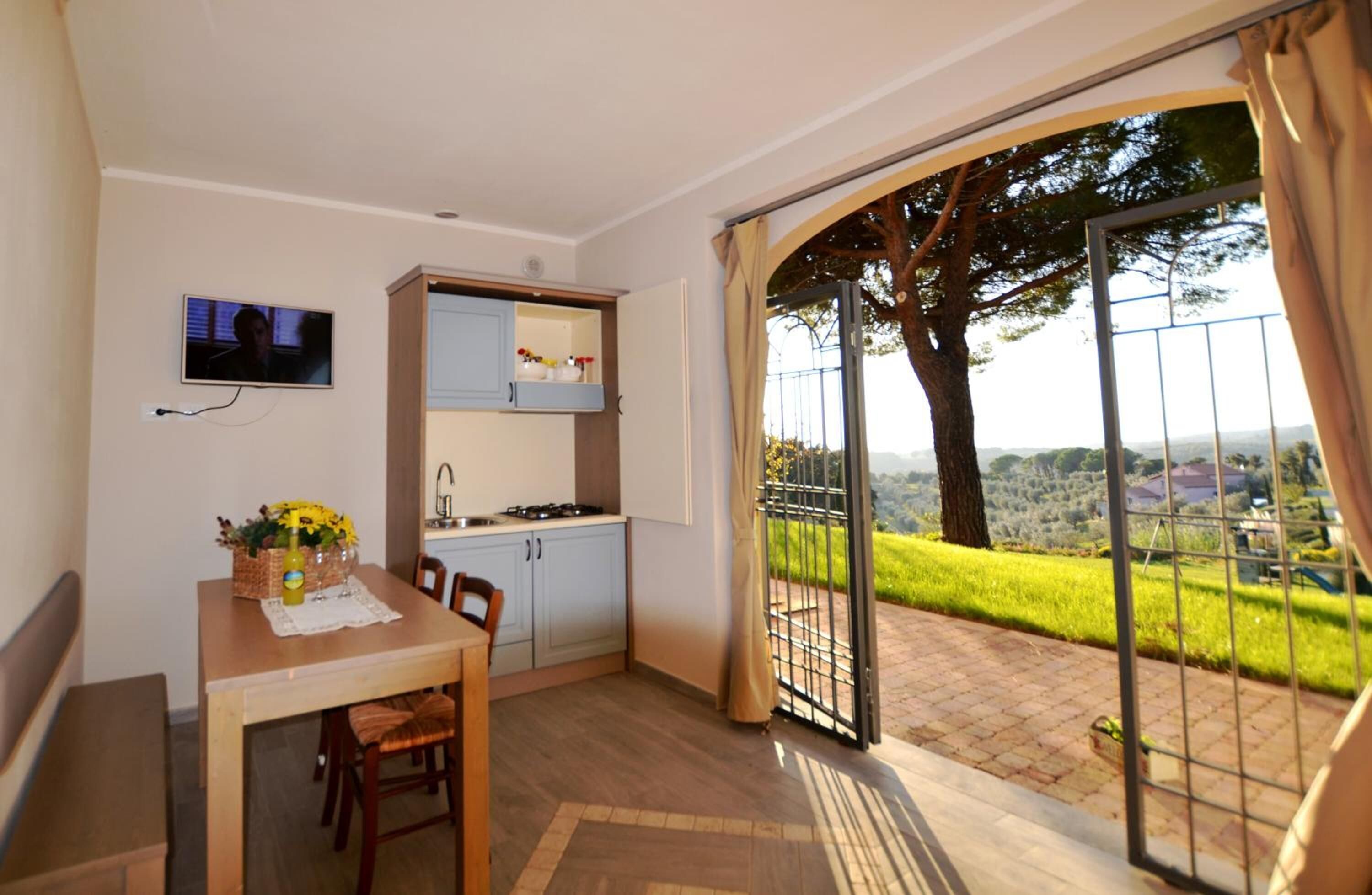 ベビーベッド (無料)