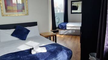 Standard Triple Room | Iron/ironing board, free WiFi, bed sheets