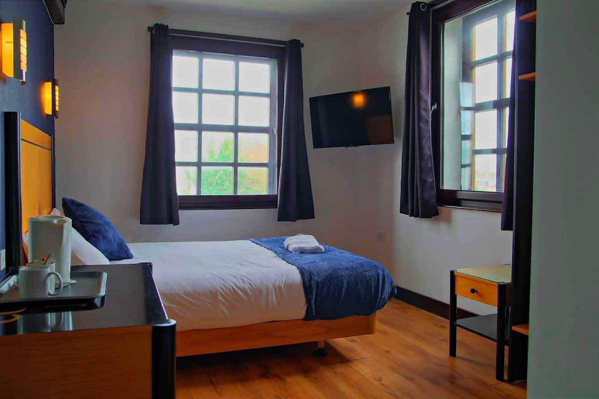 Standaard kamer | Een strijkplank/strijkijzer, gratis wifi, beddengoed