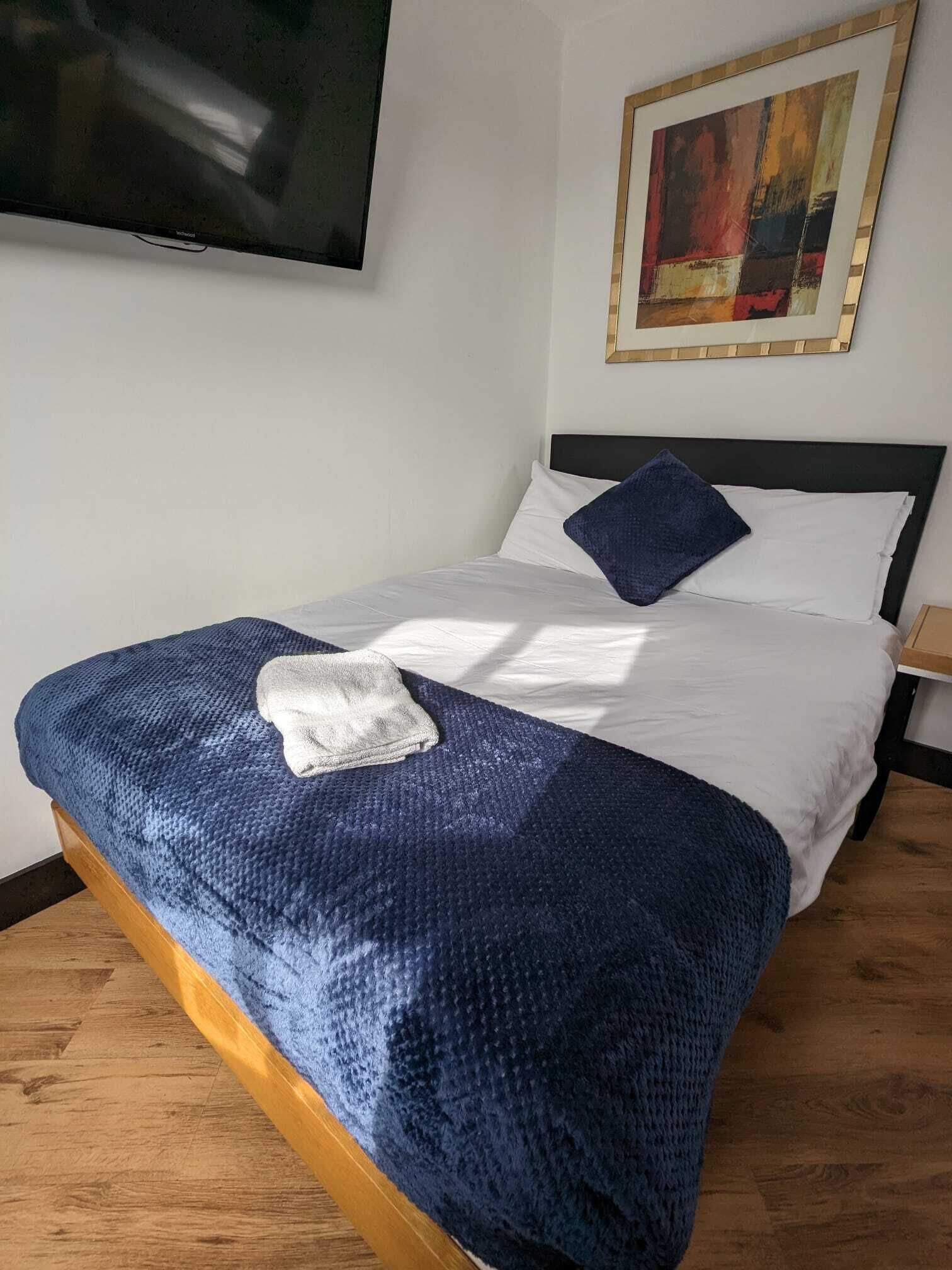 standard triple room | iron/ironing board, free wifi, bed sheets