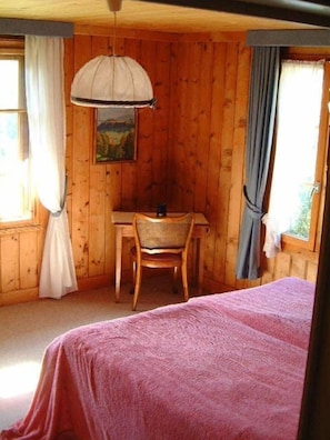 Chalet, 5 Schlafzimmer, Terrasse, Bergblick (2 Bathrooms)