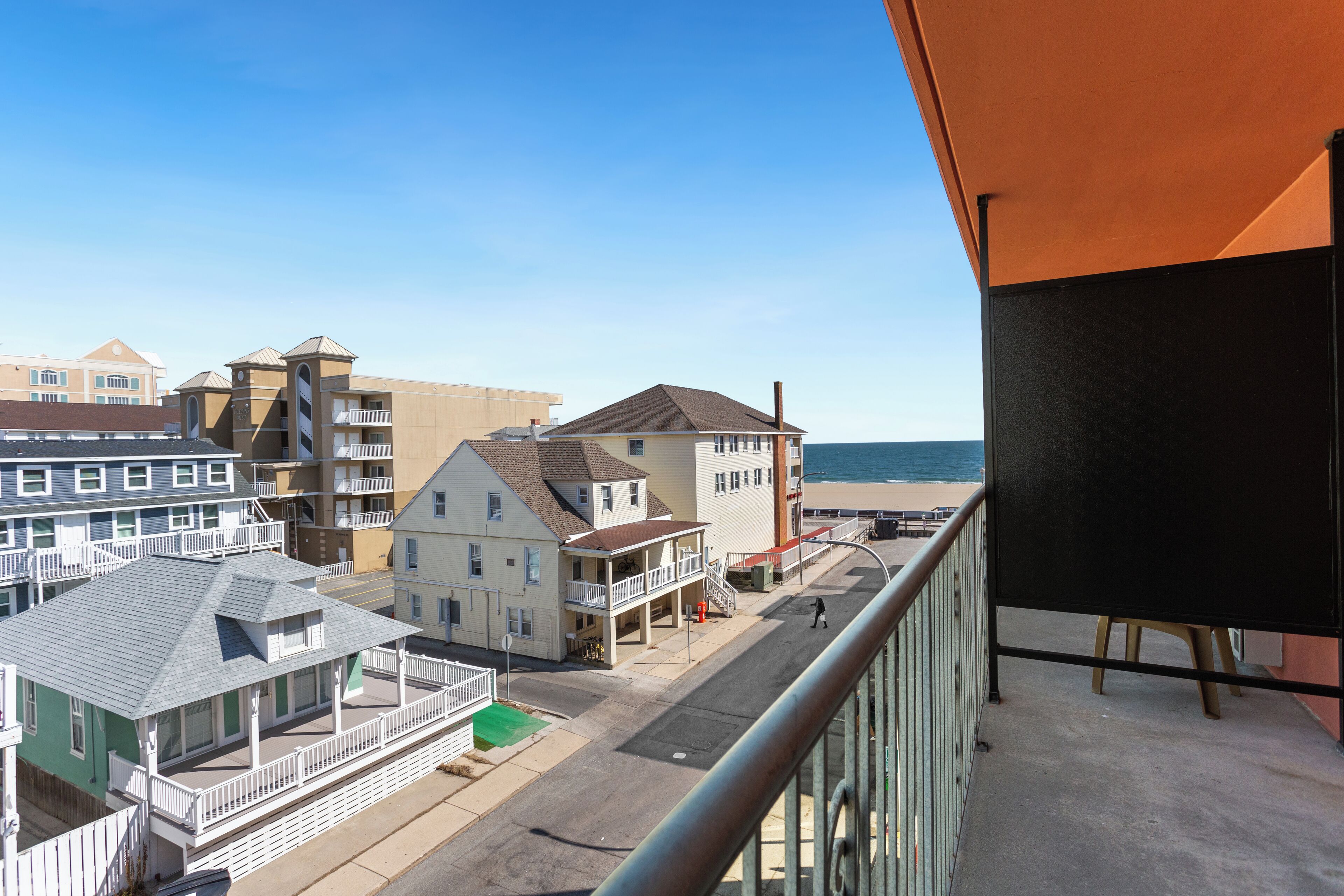 comfort room, 2 queen beds (partial ocean view) | balcony view