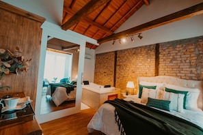 Hytte – honeymoon | 1 soverom, minibar, safe på rommet og individuelt innredet