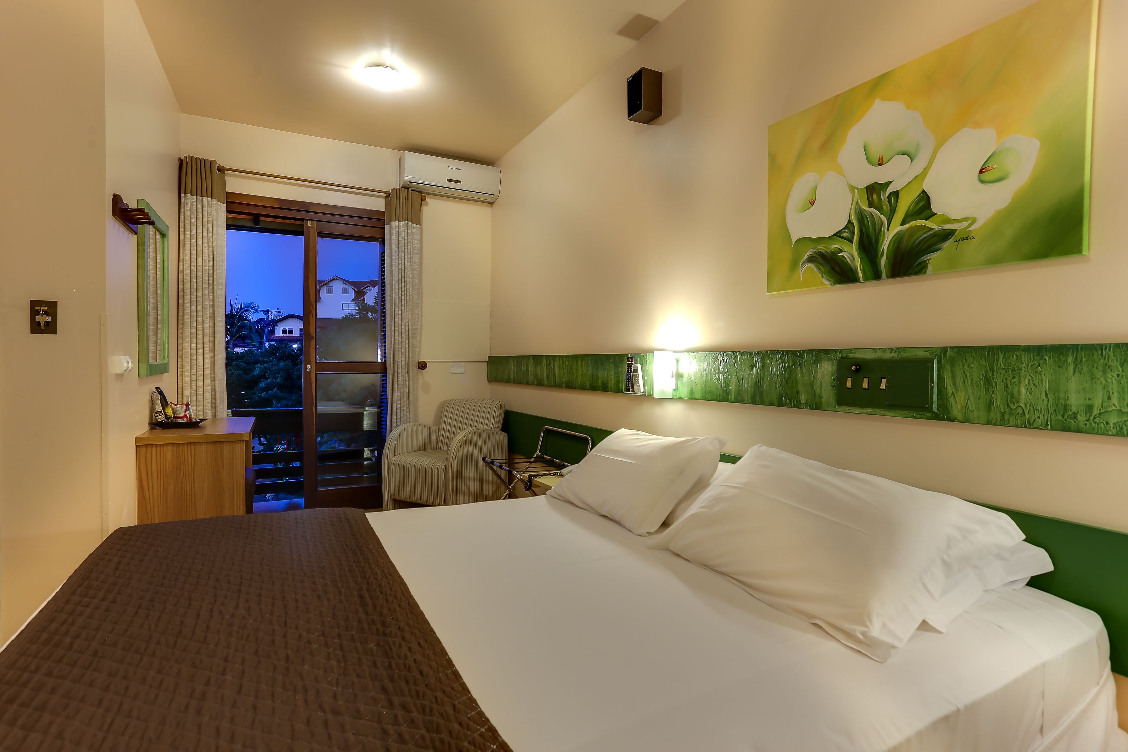 superior double room, 1 double bed | 1 bedroom, minibar, in-room safe, individually furnished