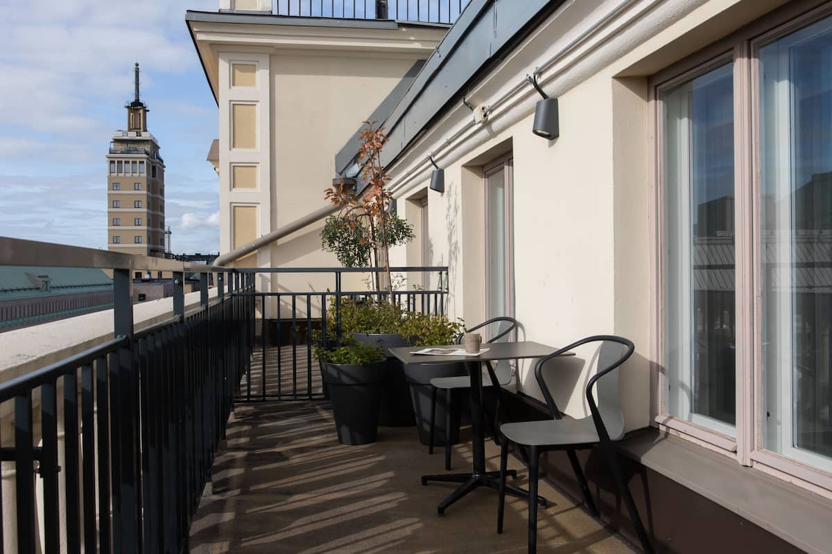 Atelier with Balcony - Including Spa Access | Terras