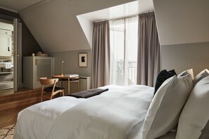 Atelier with Balcony - Including Spa Access | 防过敏的被褥、迷你吧、客房内保险箱、隔音