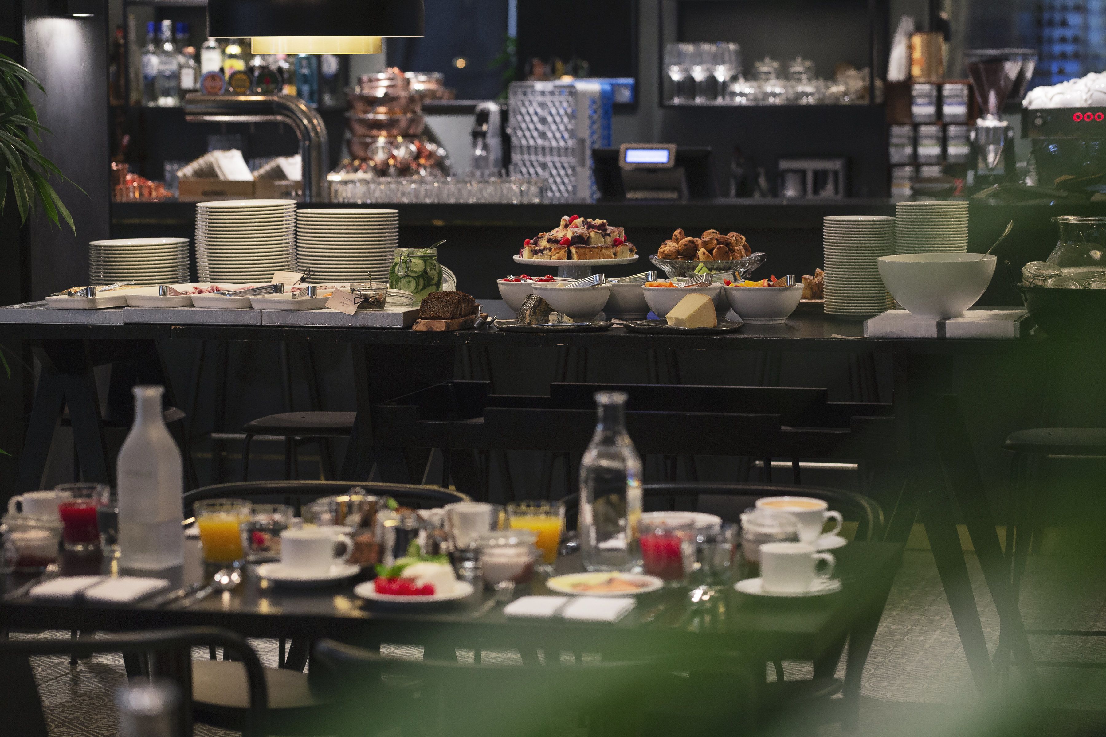 daily buffet breakfast (eur 34 per person)
