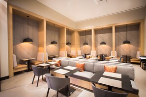Daily buffet breakfast for a fee - AC Hotel by Marriott Denver Downtown (Denver)