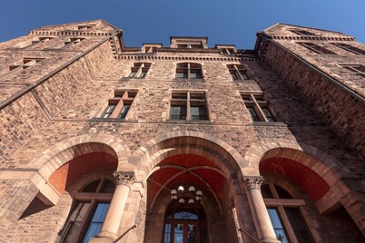 The Richardson Hotel