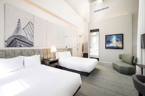 Classic Room (Full/Full) | Hypo-allergenic bedding, in-room safe, desk, blackout drapes