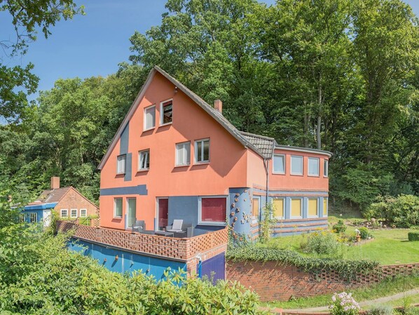 Condo, Private Bathroom (Bernhard Hoetger) | Exterior
