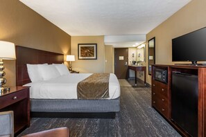 Suite, 1 King Bed, Non Smoking, Microwave (with Sofabed) | Desk, laptop workspace, blackout drapes, iron/ironing board