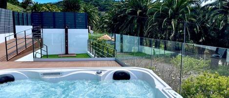 Deluxe Suite | Terrace/patio