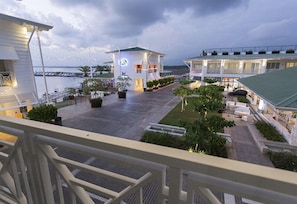 Vila design | Terraço/pátio
