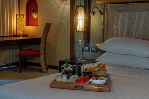 Executive Deluxe Room with River View | Caja fuerte, cortinas opacas, wifi gratis y ropa de cama