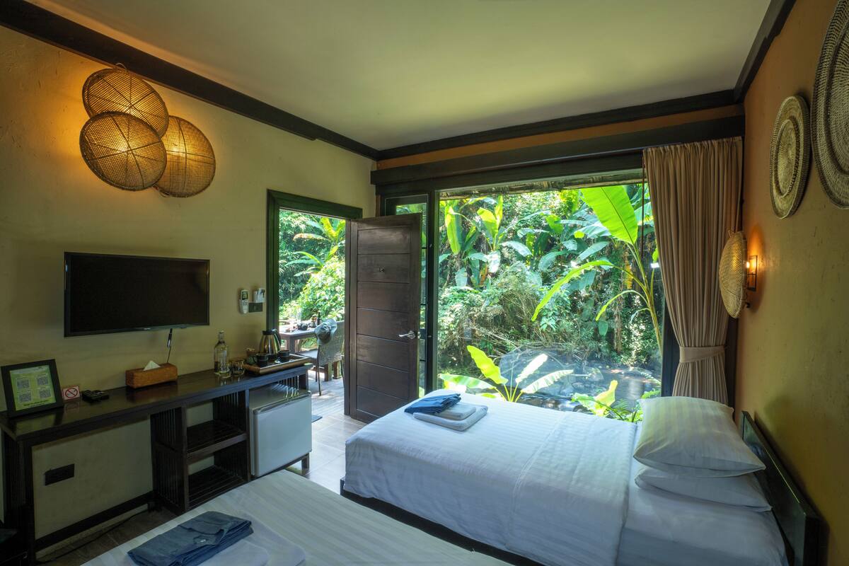 superior river cottage twin | in-room safe, blackout curtains, free wifi, bed sheets