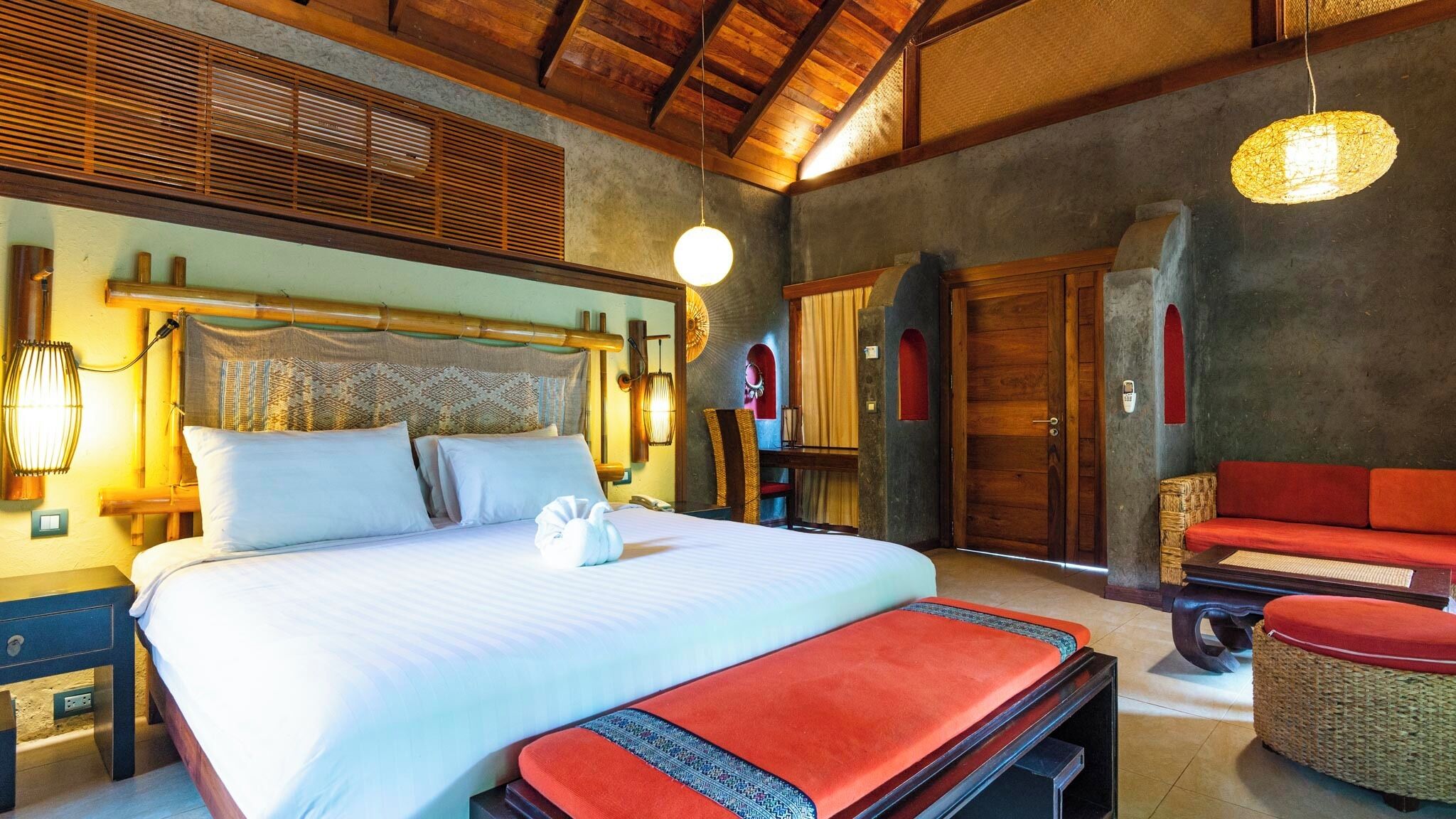 Executive Deluxe Room with River View | Vistas desde la habitación