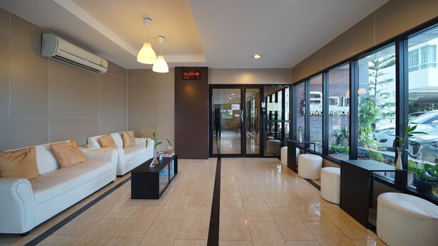 Kawasan tempat duduk lobi