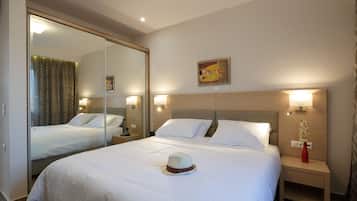 Eco Villa Complex | Premium bedding, down duvets, pillow-top beds, in-room safe