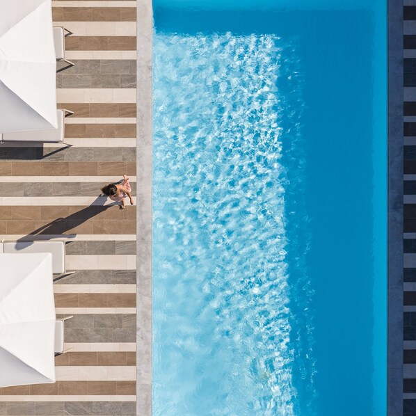 Eco Villa Complex | Outdoor pool