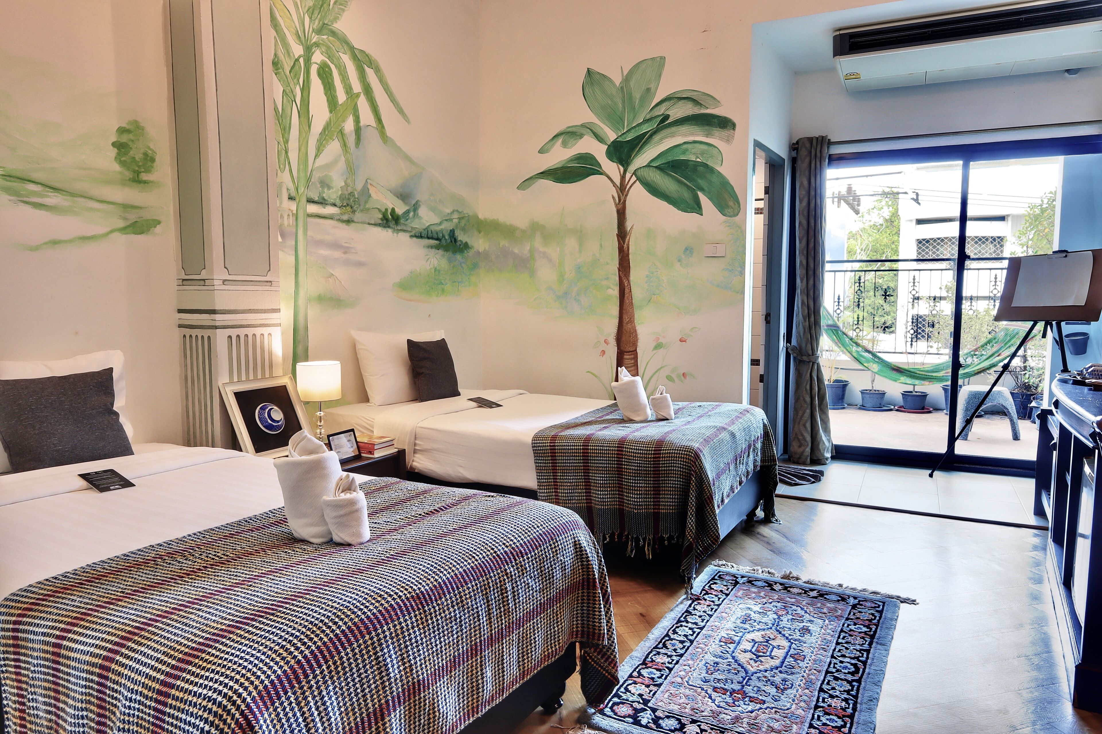 design twin room | 1 bedroom, desk, iron/ironing board, free wifi