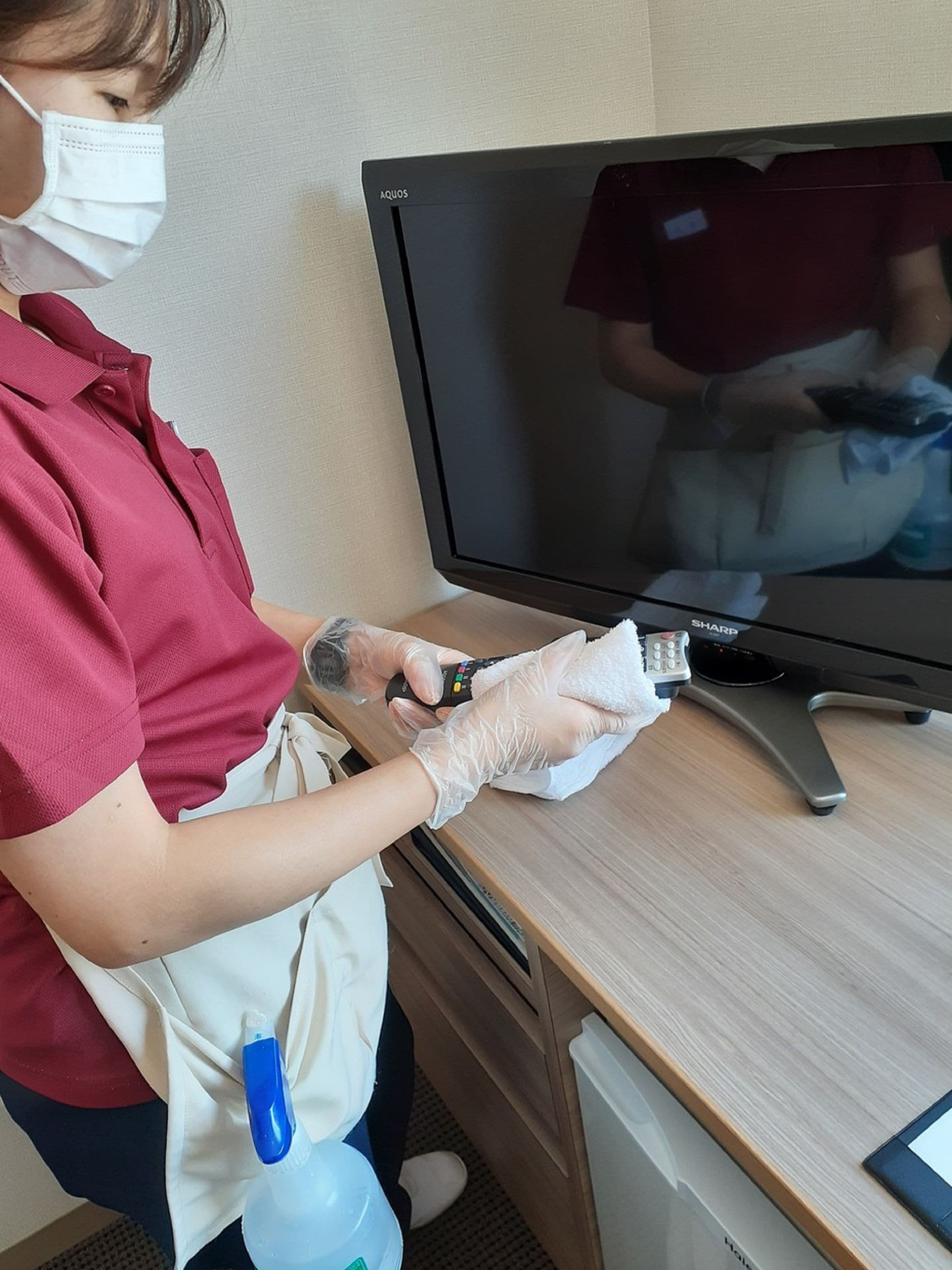 desk, blackout curtains, free wifi