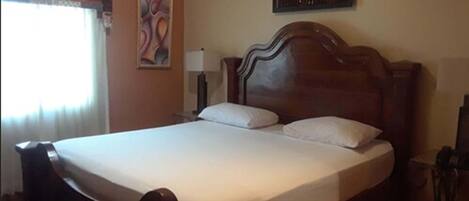 1 bedroom, premium bedding, desk, iron/ironing board