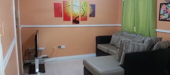 The Oasis at Oaklands Apartment 2