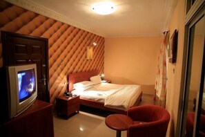 In-room safe, desk, blackout curtains, iron/ironing board - Vines Hotel (Abuja)