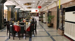 Free daily continental breakfast - Golden Gate Hotel Abuja (Abuja)