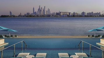 2 restaurants, breakfast, lunch served; local and international cuisine