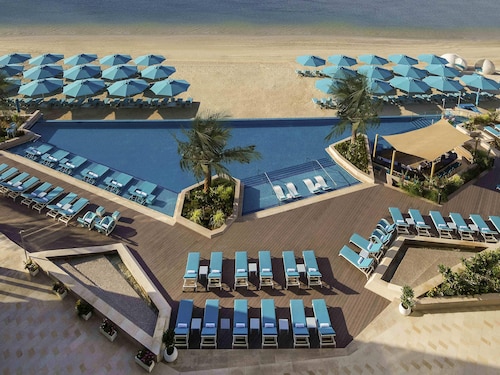 The Retreat Palm Dubai MGallery by Sofitel