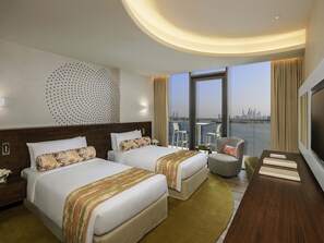 Egyptian cotton sheets, premium bedding, down comforters, pillowtop beds - The Retreat Palm Dubai MGallery by Sofitel (Dubai)