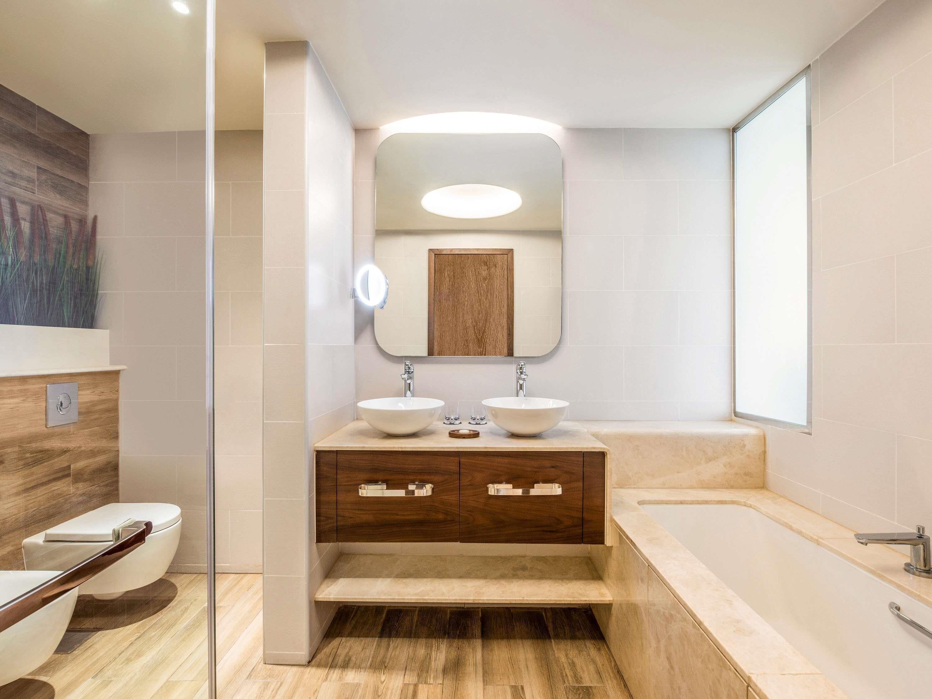 Suite Premium, 1 chambre, balcon (Palm Sea View and Club Lounge Access) | Draps en coton égyptien, literie de qualité supérieure