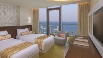 1 bedroom, Egyptian cotton sheets, premium bedding, down duvets